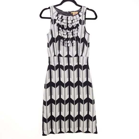 Tory Burch 100% Silk Dress Sleeveless A-Line Ruffle Top Size 2 Chevron Gray - Picture 1 of 13